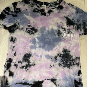 VS PINK tie dye college tee in great condition